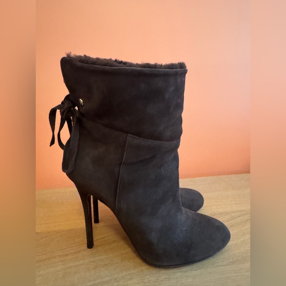 Cesare Paciotti brown lamb suede with shearing inside rim Heeled Boots